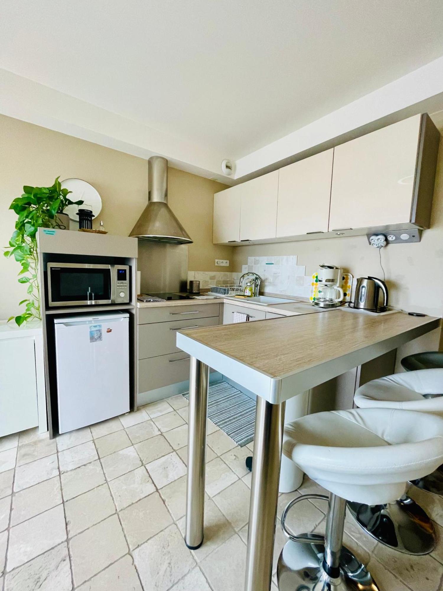 Superbe En Bord De Mer, Pres Du Centre Et Des Plages Apartment